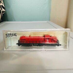 Atlas RS-3 4203  N Scale Locomotive Rock Island Model